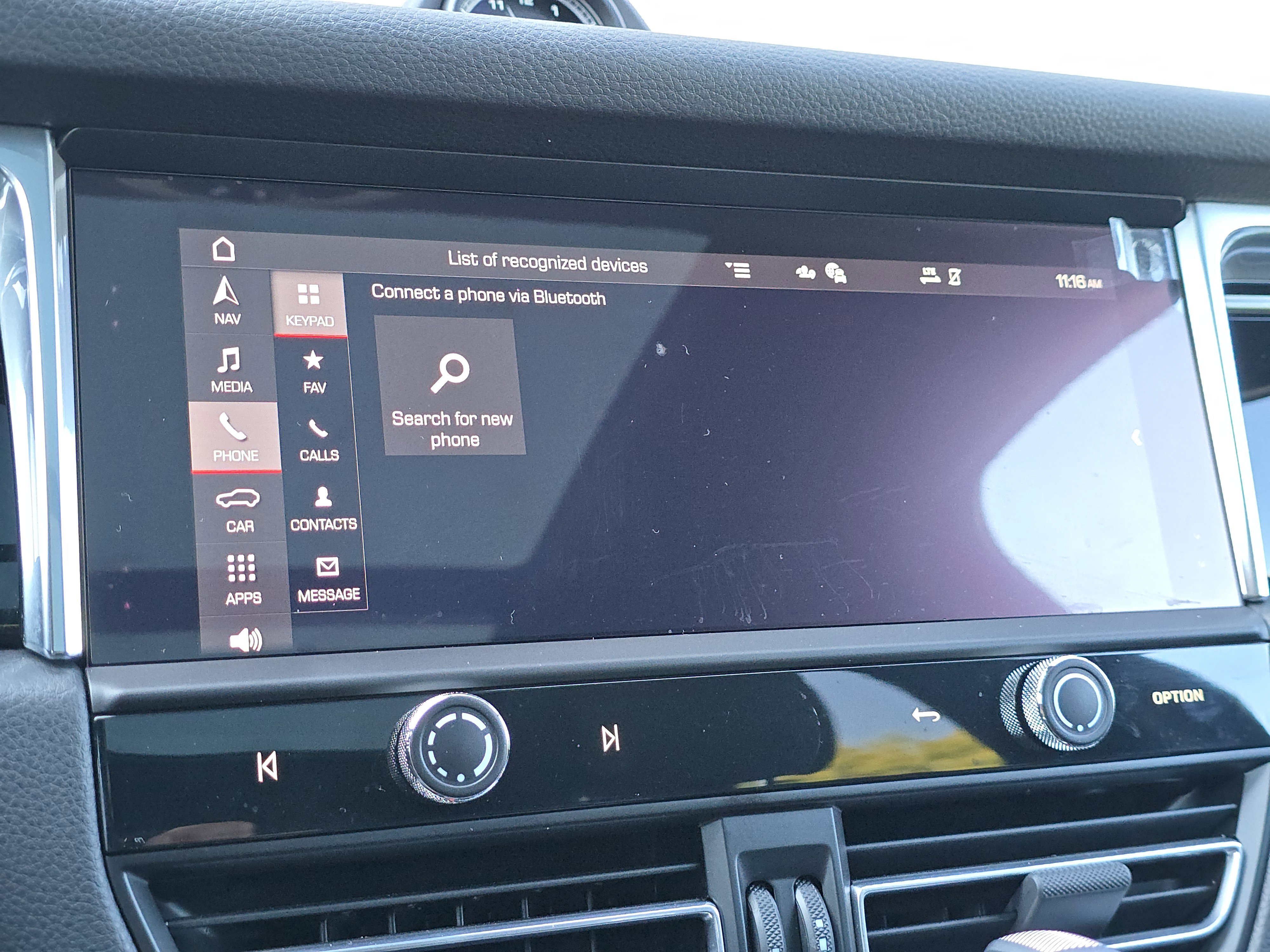 Certified 2025 Porsche Macan image 21