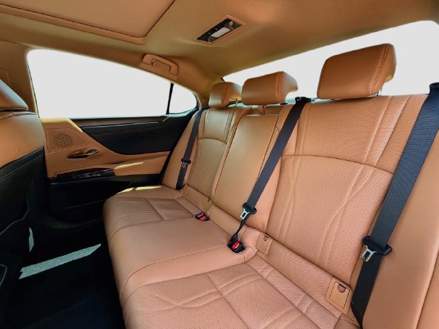 Used 2025 Lexus ES 350 w/ Technology Package FWD image 20