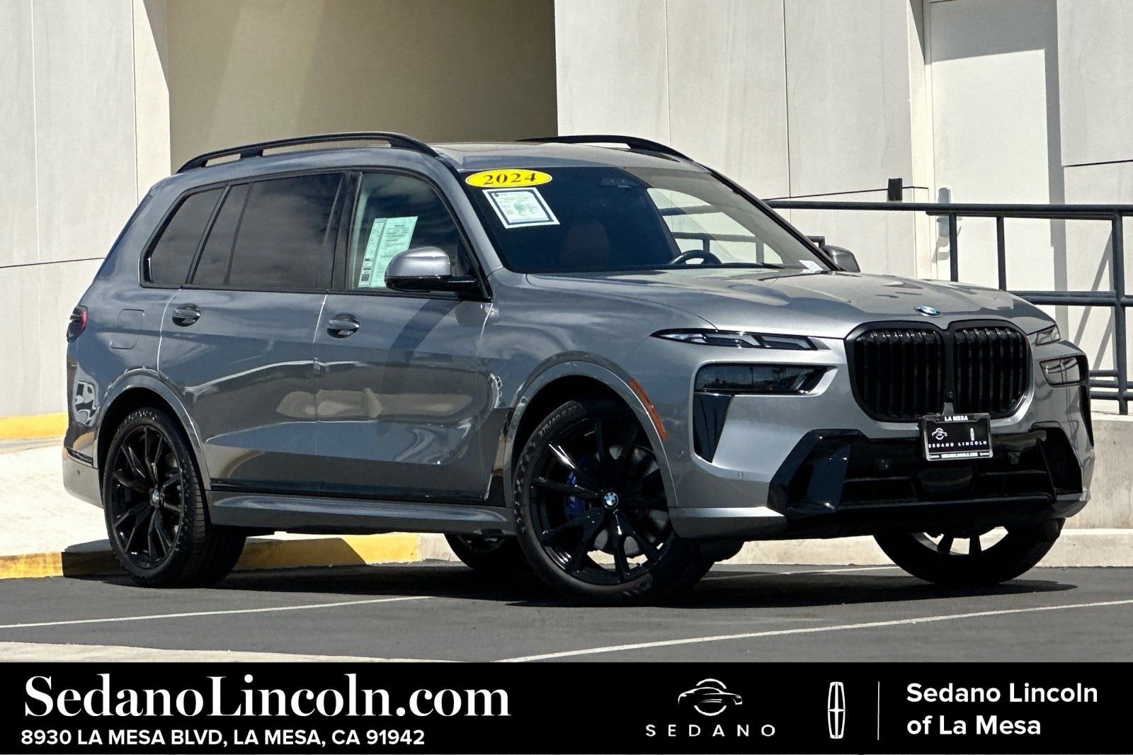 Used 2024 BMW X7 xDrive40i w/ Executive Package image 1
