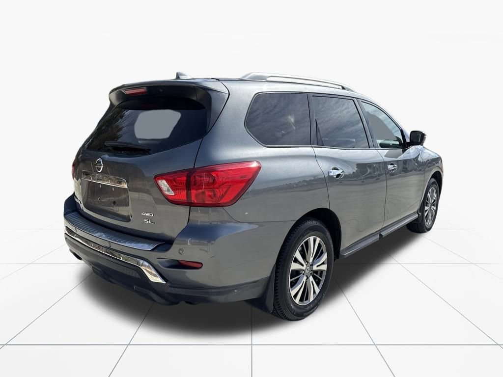 Used 2020 Nissan Pathfinder SL image 9