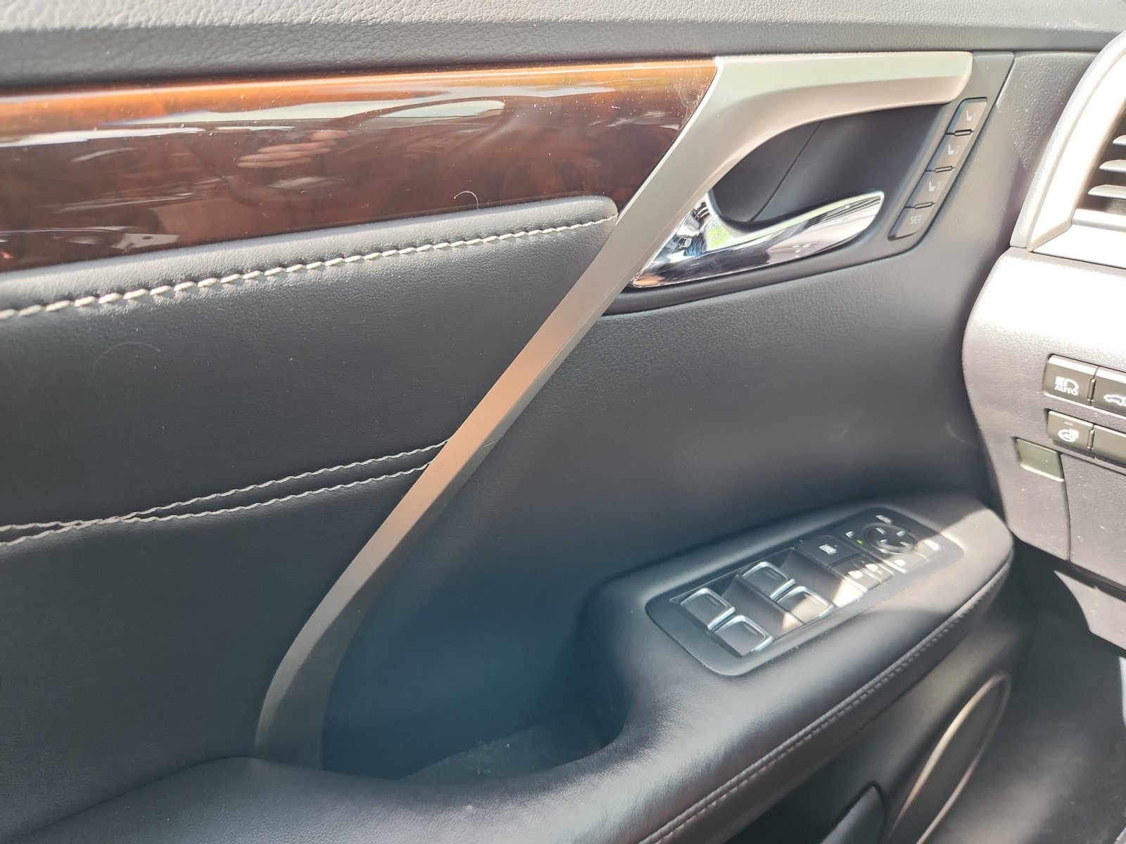 Used 2017 Lexus RX 350 AWD w/ Premium Package image 13