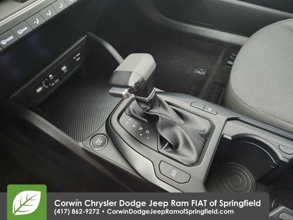 Used 2025 Kia K4 FWD image 26