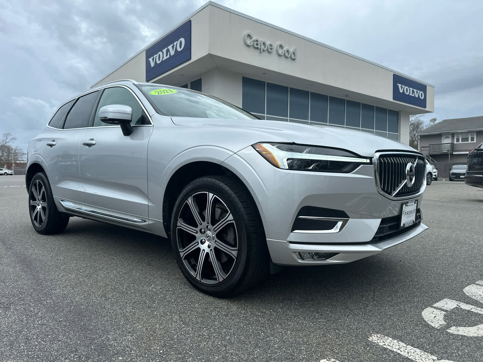 Used 2021 Volvo XC60 T6 Inscription AWD/4WD image 2