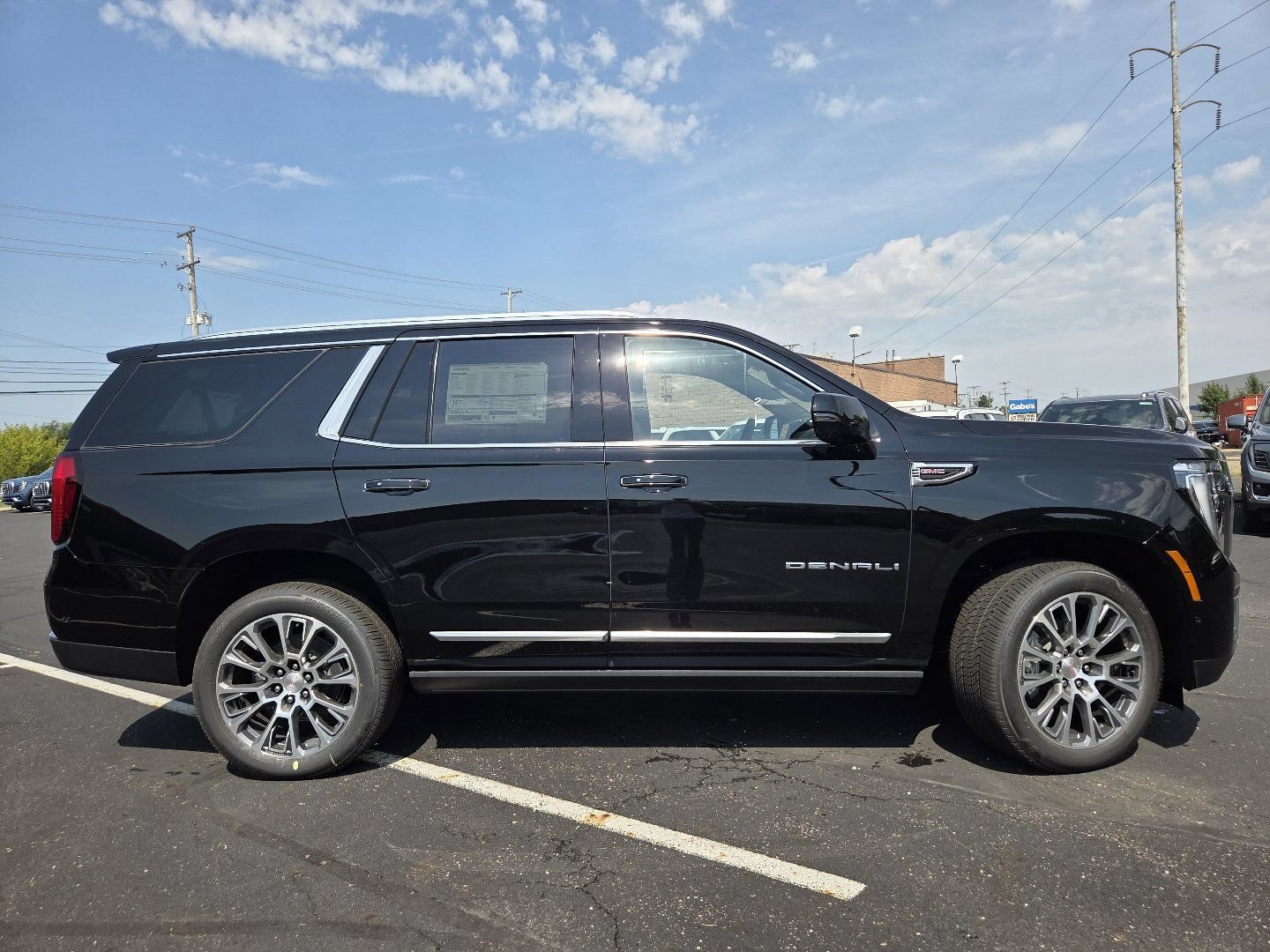 New 2026 GMC Yukon Denali w/ Sun & Power Step Package AWD/4WD image 19