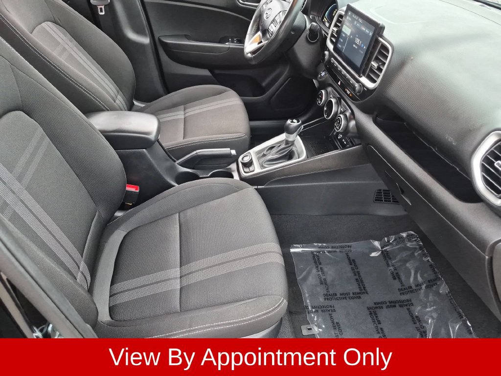 Used 2026 Hyundai Venue SEL FWD image 26