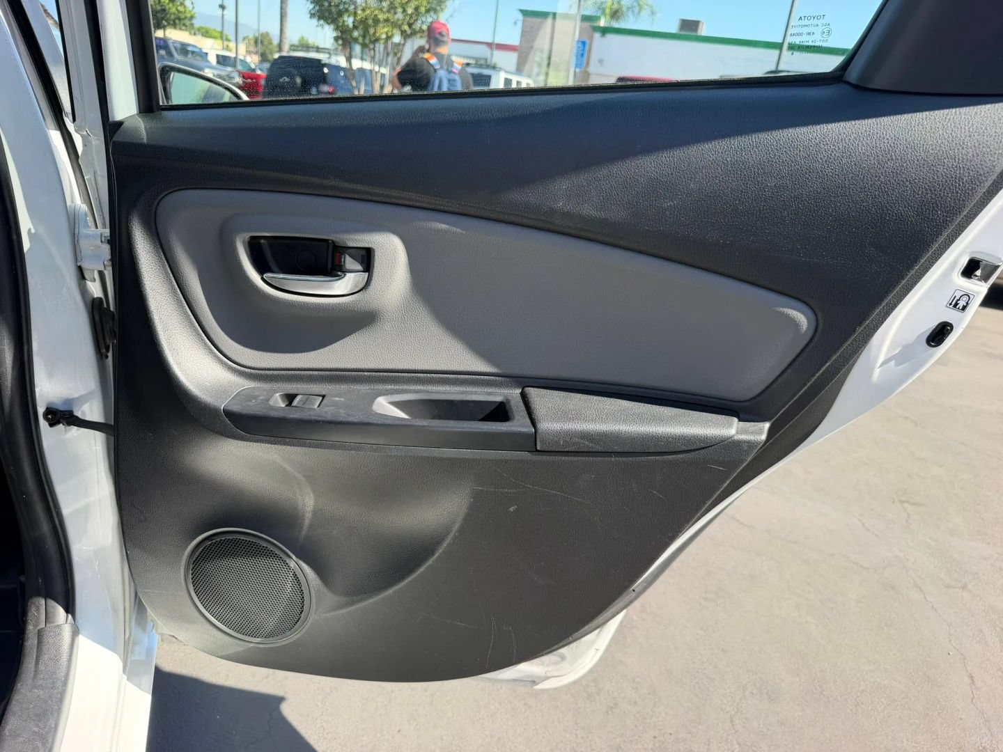 Used 2016 Toyota Yaris LE FWD image 26