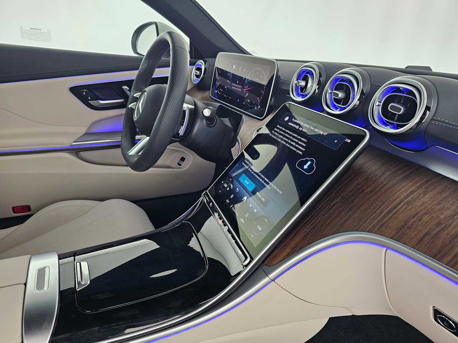 Used 2024 Mercedes-Benz CLE 300 4MATIC Coupe image 11