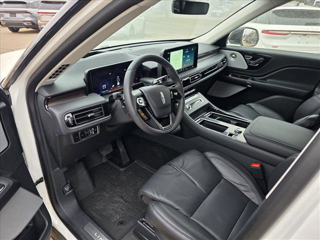 New 2025 Lincoln Aviator Reserve w/ Luxury Package image 9