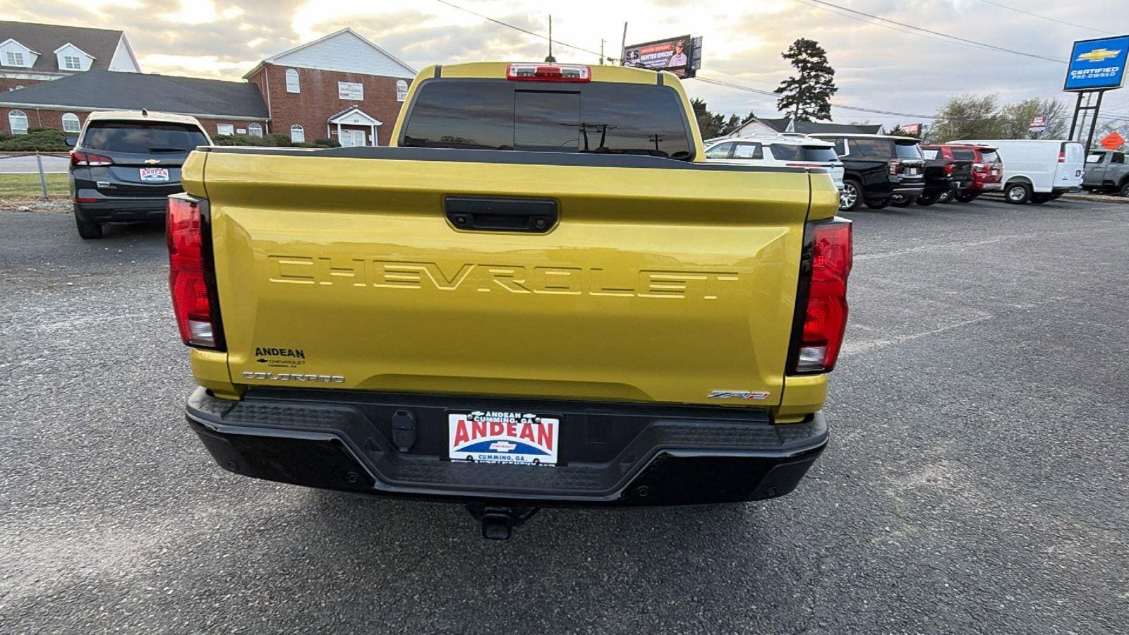 Certified 2023 Chevrolet Colorado ZR2 w/ ZR2 Convenience Package III AWD/4WD image 5