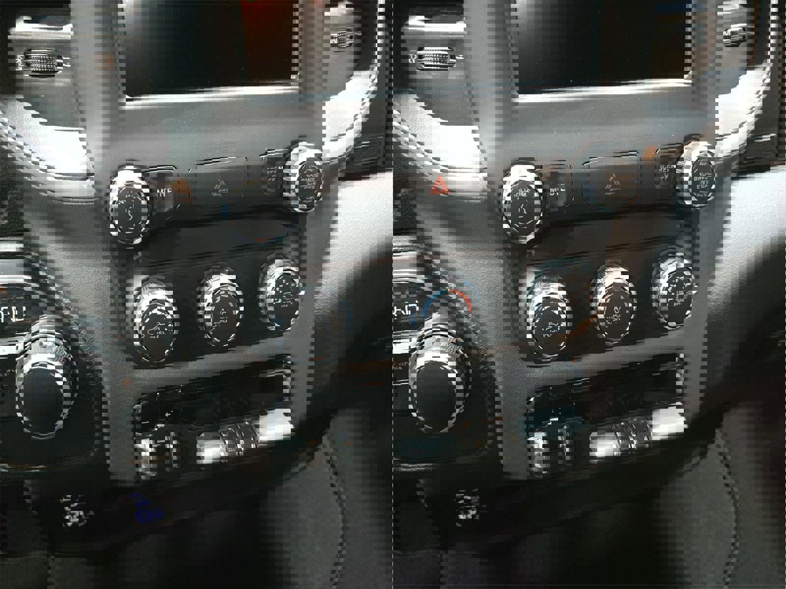 Used 2024 RAM 2500 Big Horn w/ Bed Utility Group image 16