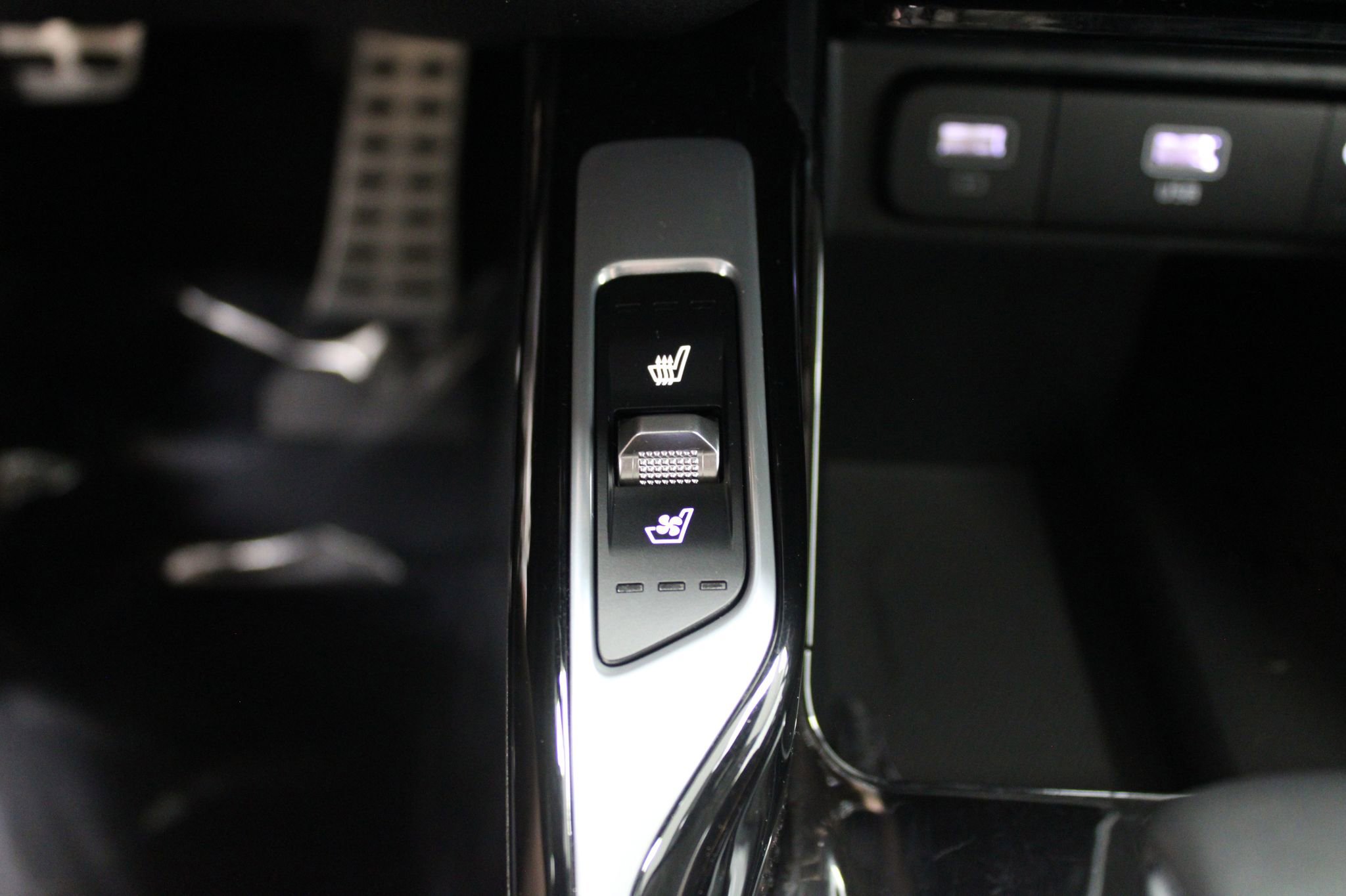 Used 2023 Kia Sorento SX Prestige AWD/4WD image 47