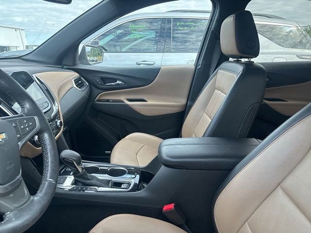 Used 2022 Chevrolet Equinox Premier AWD/4WD image 8