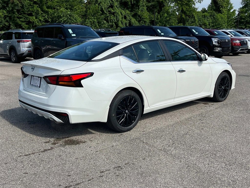 New 2025 Nissan Altima 2.5 SV w/ SV Special Edition Package image 4