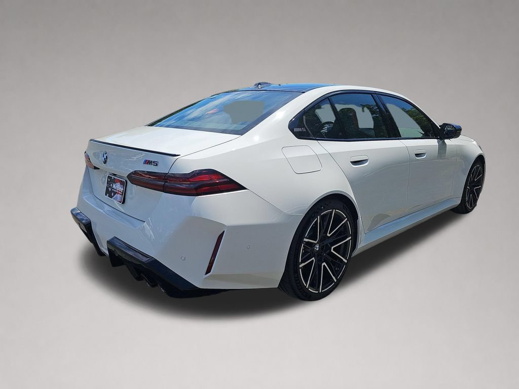 New 2027 BMW M5 AWD/4WD image 3