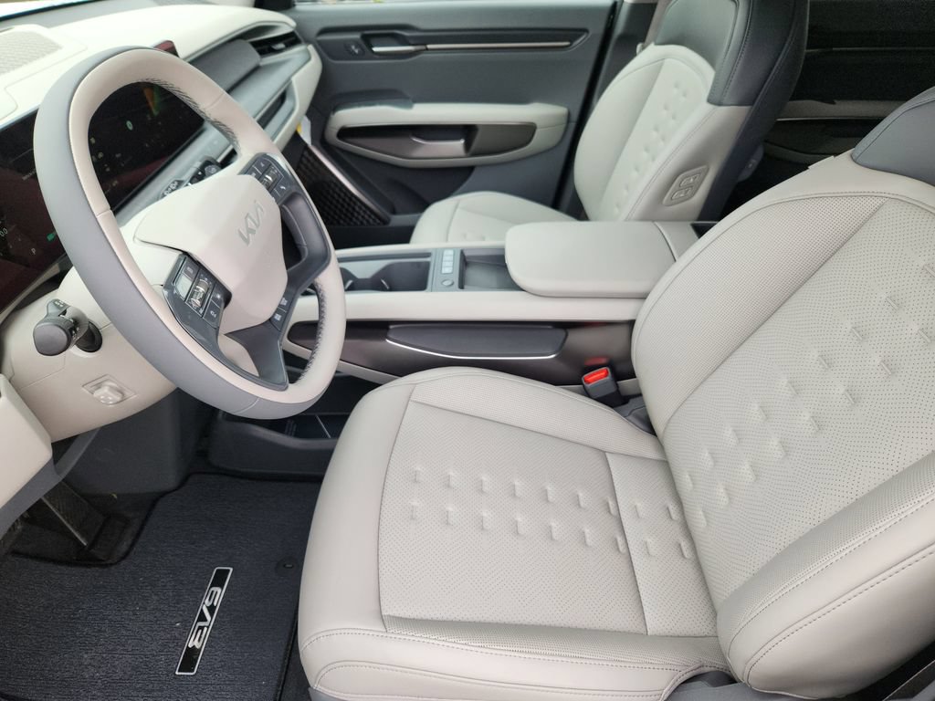 New 2026 Kia EV9 Wind AWD/4WD image 6