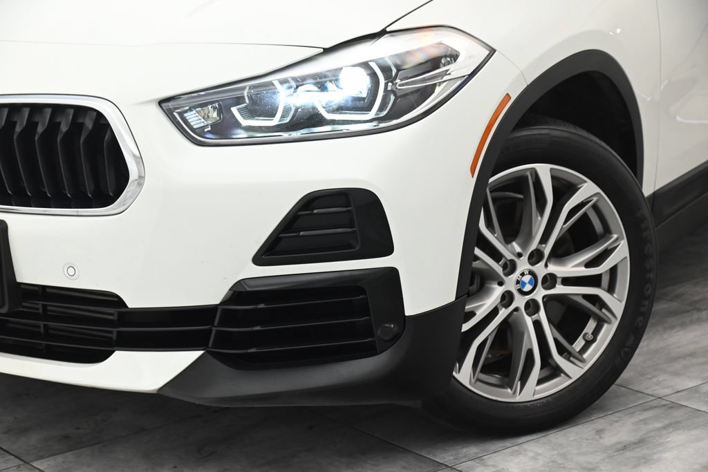 Used 2022 BMW X2 xDrive28i w/ Convenience Package AWD/4WD image 2