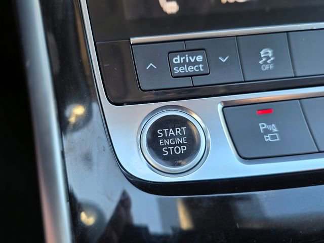 Used 2022 Audi Q7 3.0T Premium Plus image 32