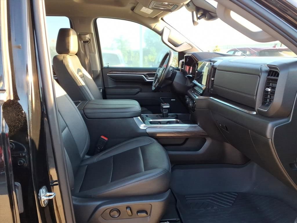 Certified 2023 Chevrolet Silverado 1500 LTZ image 17