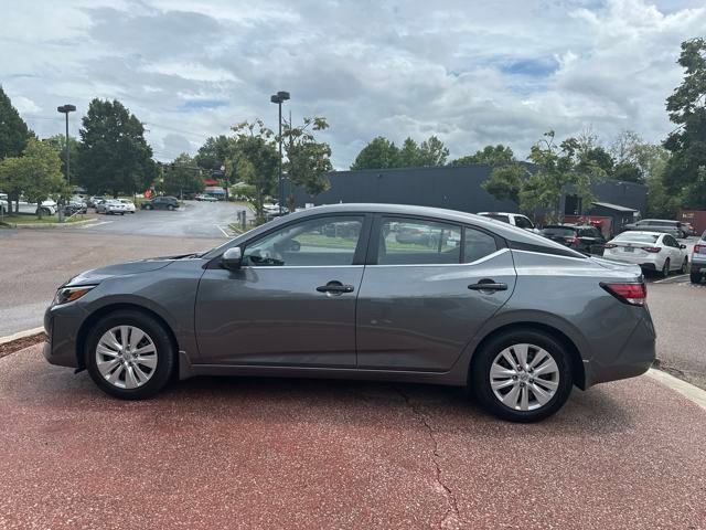 Used 2025 Nissan Sentra S image 2