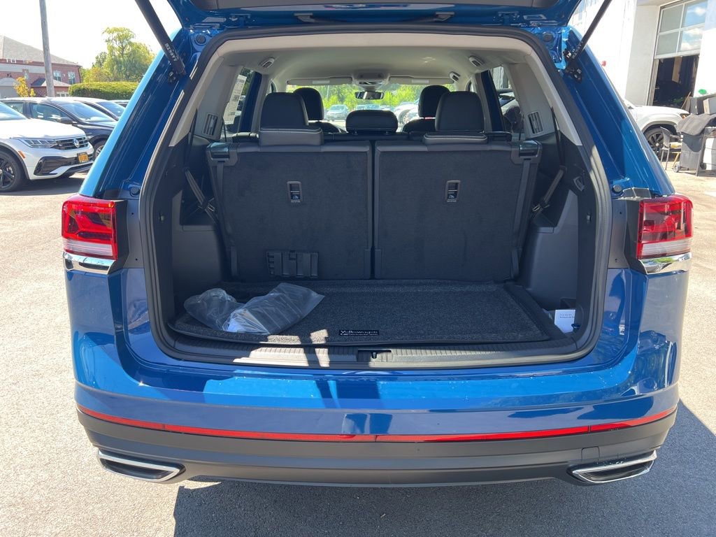 New 2026 Volkswagen Atlas SE image 11