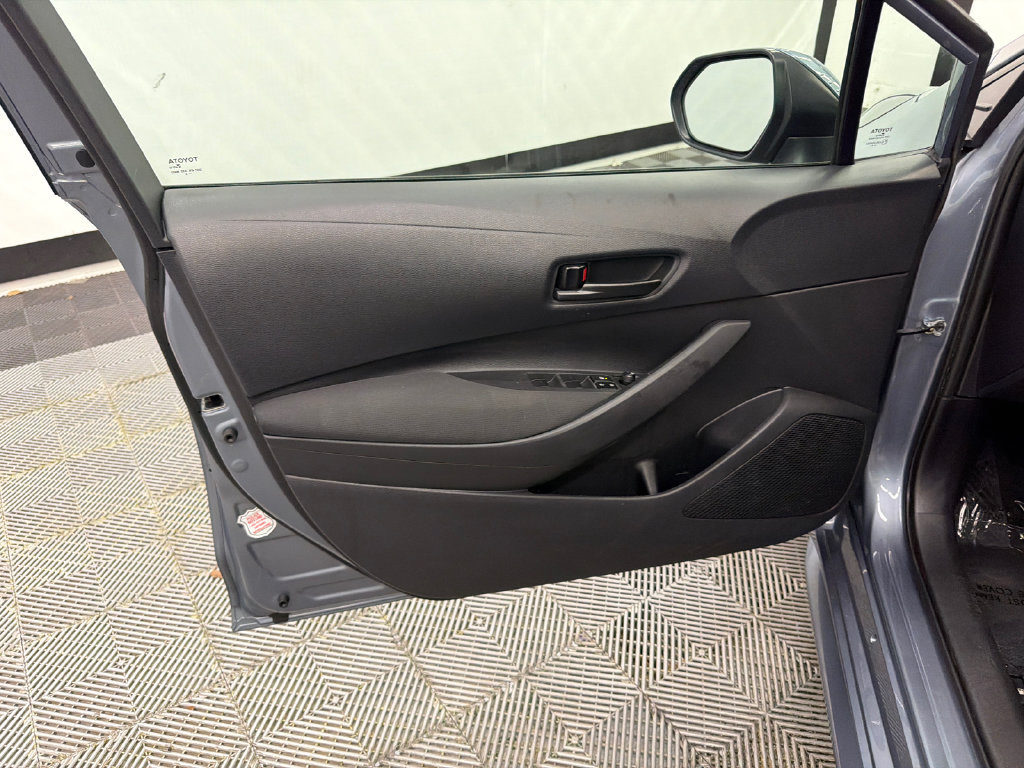 Used 2024 Toyota Corolla LE FWD image 10