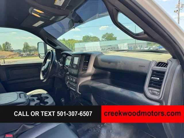 Used 2022 RAM 3500 Tradesman w/ Chrome Appearance Group AWD/4WD image 10