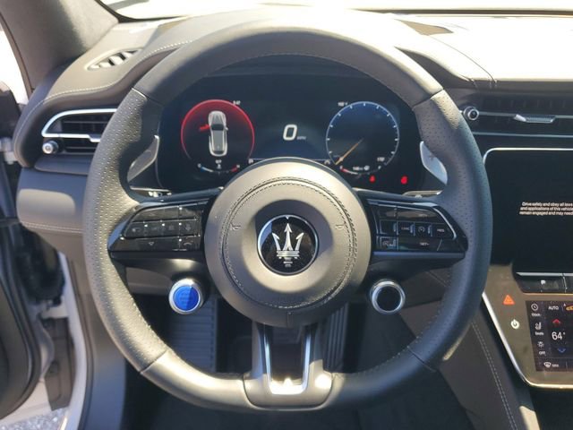 New 2024 Maserati Grecale GT image 19
