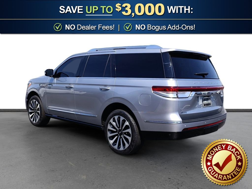 Used 2024 Lincoln Navigator Reserve image 4