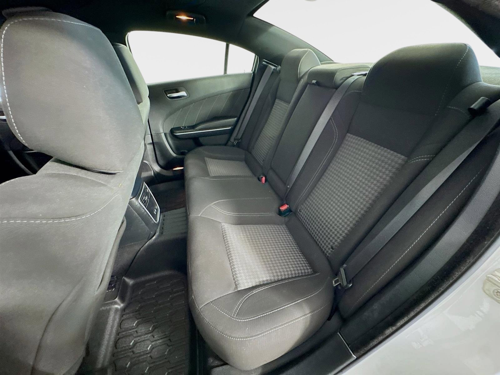 Used 2023 Dodge Charger SXT image 21
