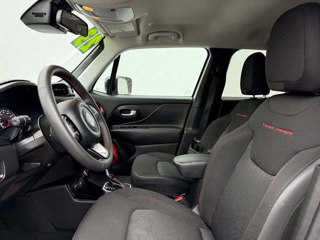 Used 2023 Jeep Renegade Trailhawk AWD/4WD image 15