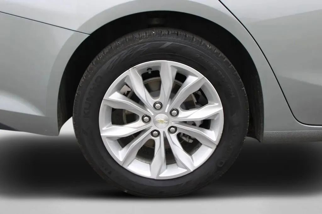 Used 2024 Chevrolet Malibu LS image 35