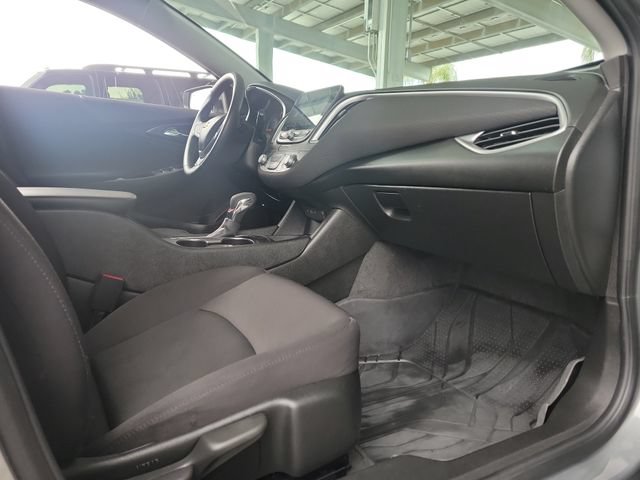Used 2024 Chevrolet Malibu RS w/ LPO, Floor Liner Package FWD image 24