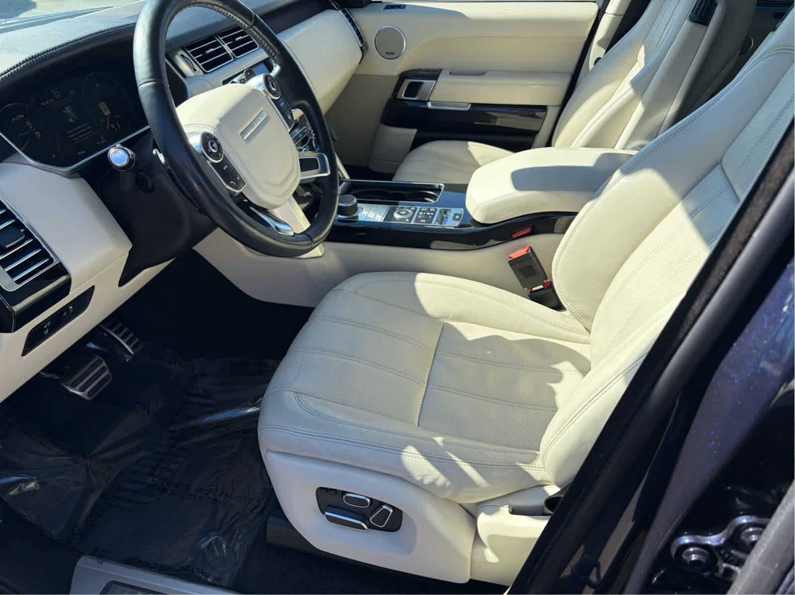 Used 2014 Land Rover Range Rover Long Wheelbase Supercharged AWD/4WD image 8