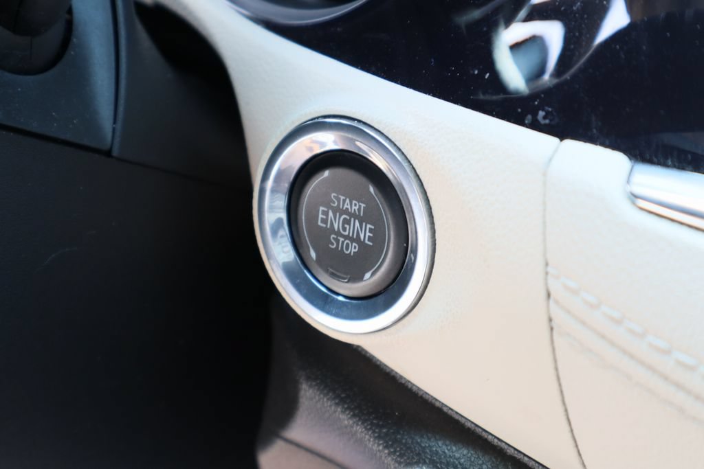 Certified 2022 Buick Encore GX Essence w/ Experience Buick Package FWD image 19