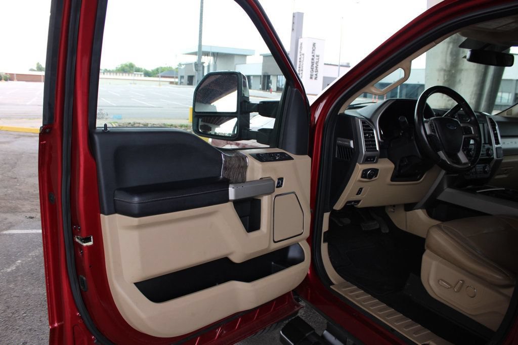 Used 2017 Ford F250 Lariat w/ Chrome Package AWD/4WD image 8
