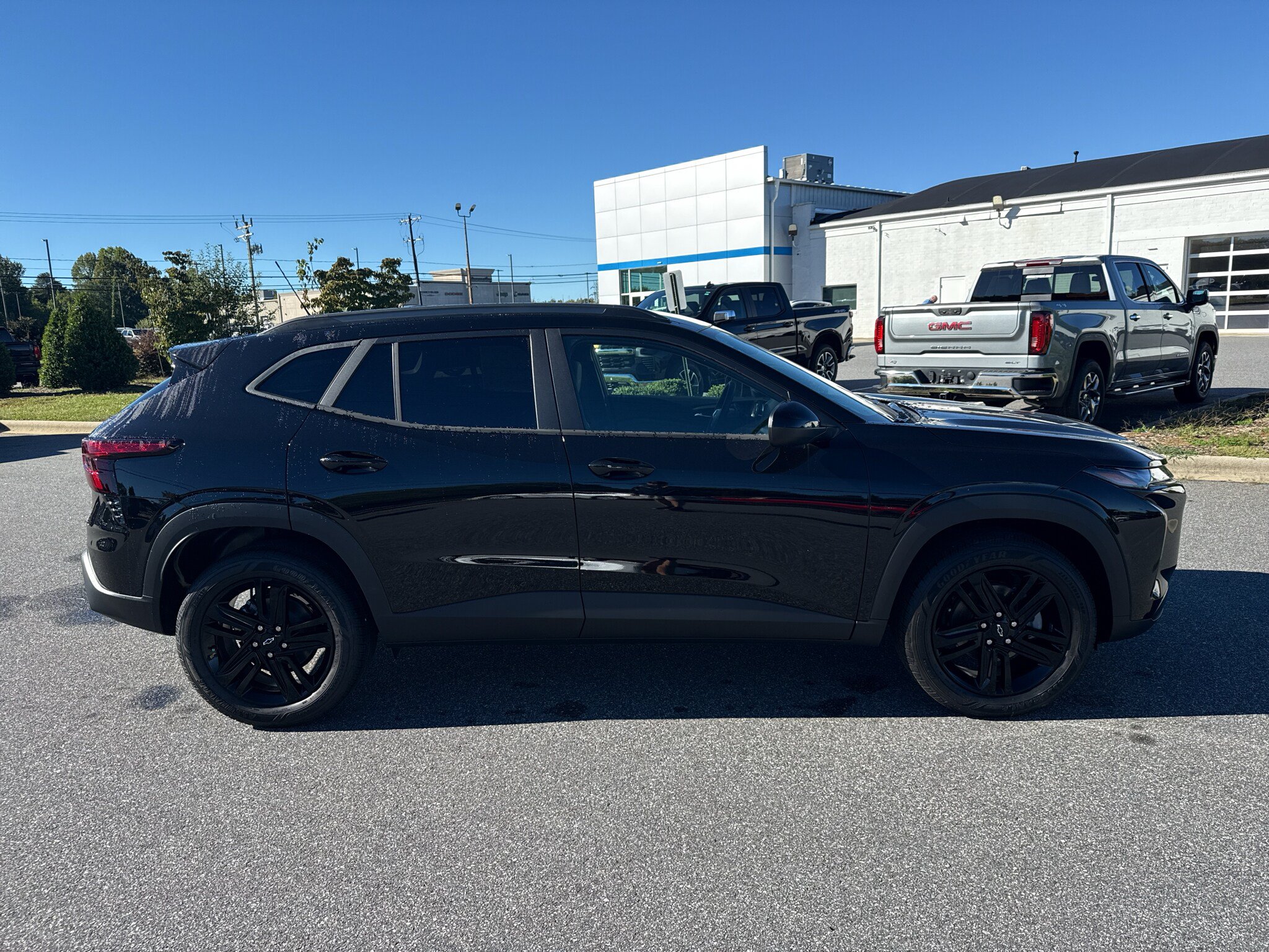 New 2026 Chevrolet Trax ACTIV FWD image 6