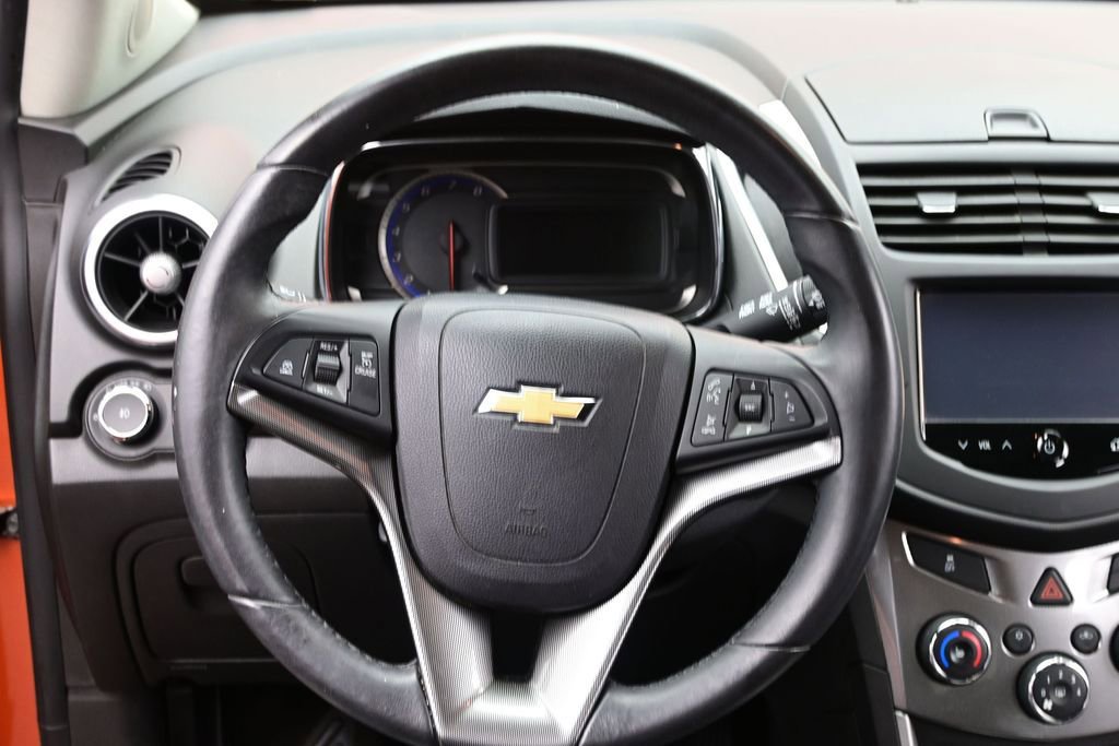 Used 2015 Chevrolet Trax LTZ AWD/4WD image 28