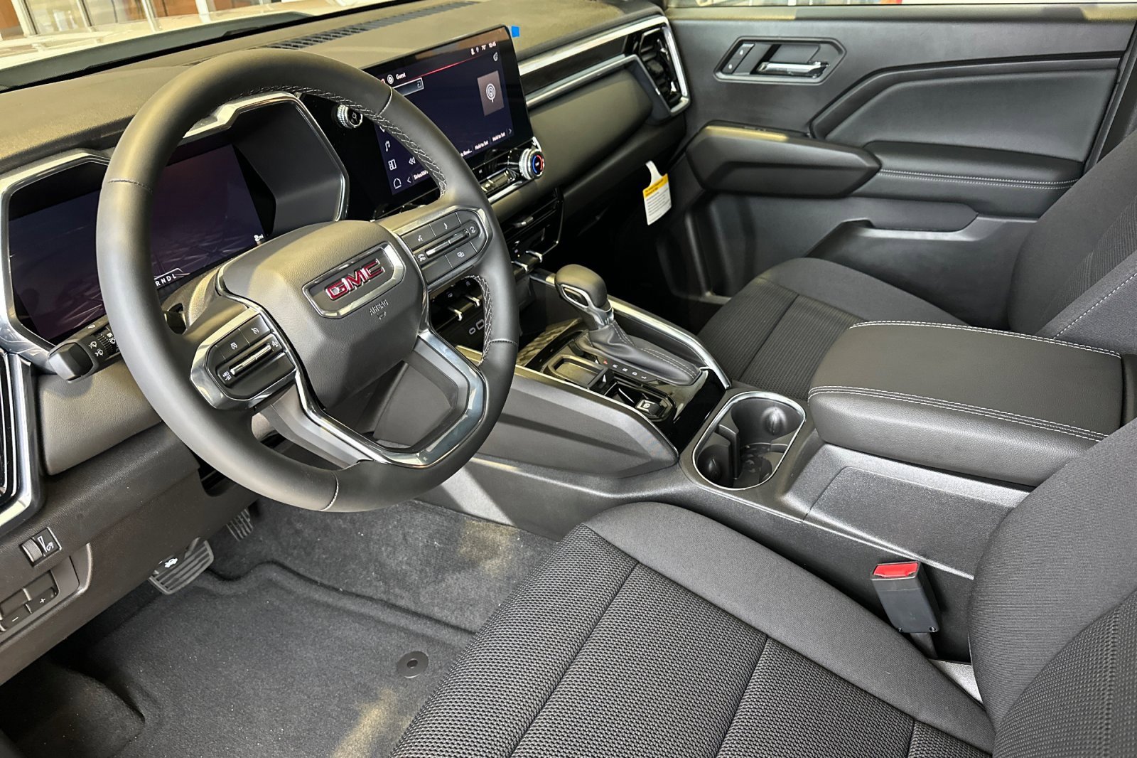 New 2026 GMC Canyon Elevation image 11