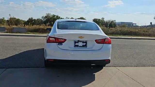 Used 2024 Chevrolet Malibu LT FWD image 7