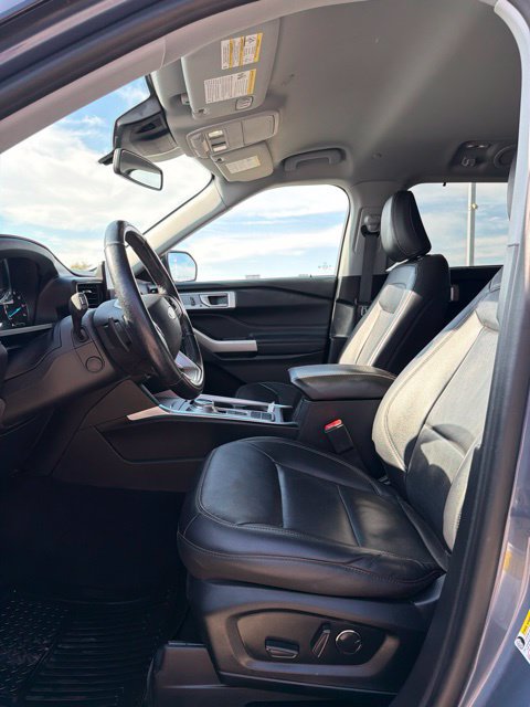 Used 2021 Ford Explorer Limited w/ Hybrid Equipment Group 310A RWD image 9