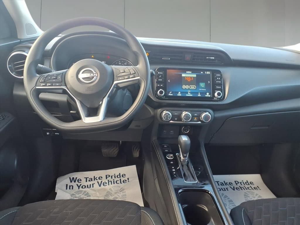 Used 2024 Nissan Kicks SV image 29