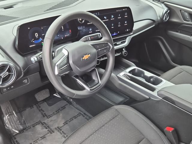 Used 2025 Chevrolet Equinox EV LT image 15