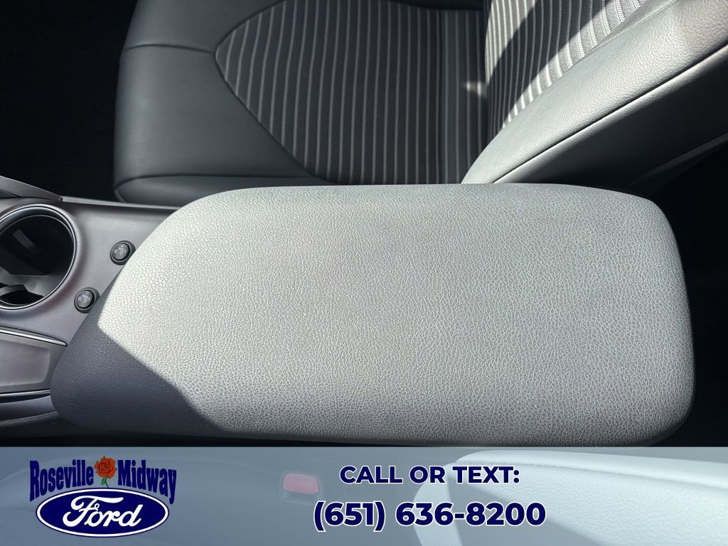 Used 2022 Toyota Camry SE w/ Convenience Package image 12