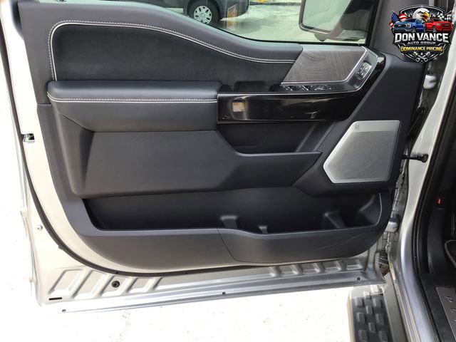 Used 2023 Ford F150 Lightning Platinum AWD/4WD image 10