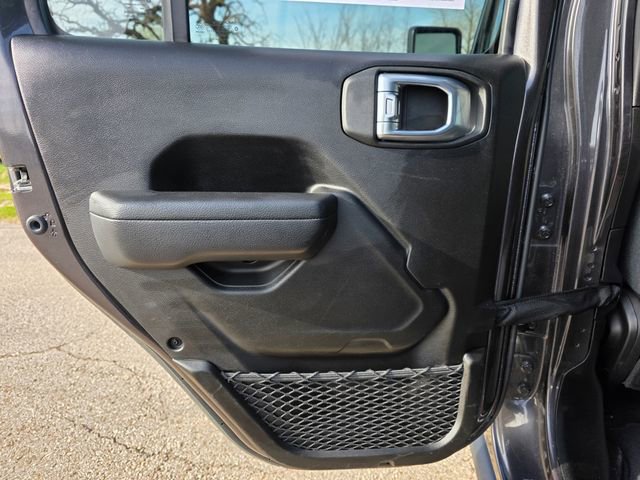 Used 2025 Jeep Wrangler Unlimited Rubicon image 31