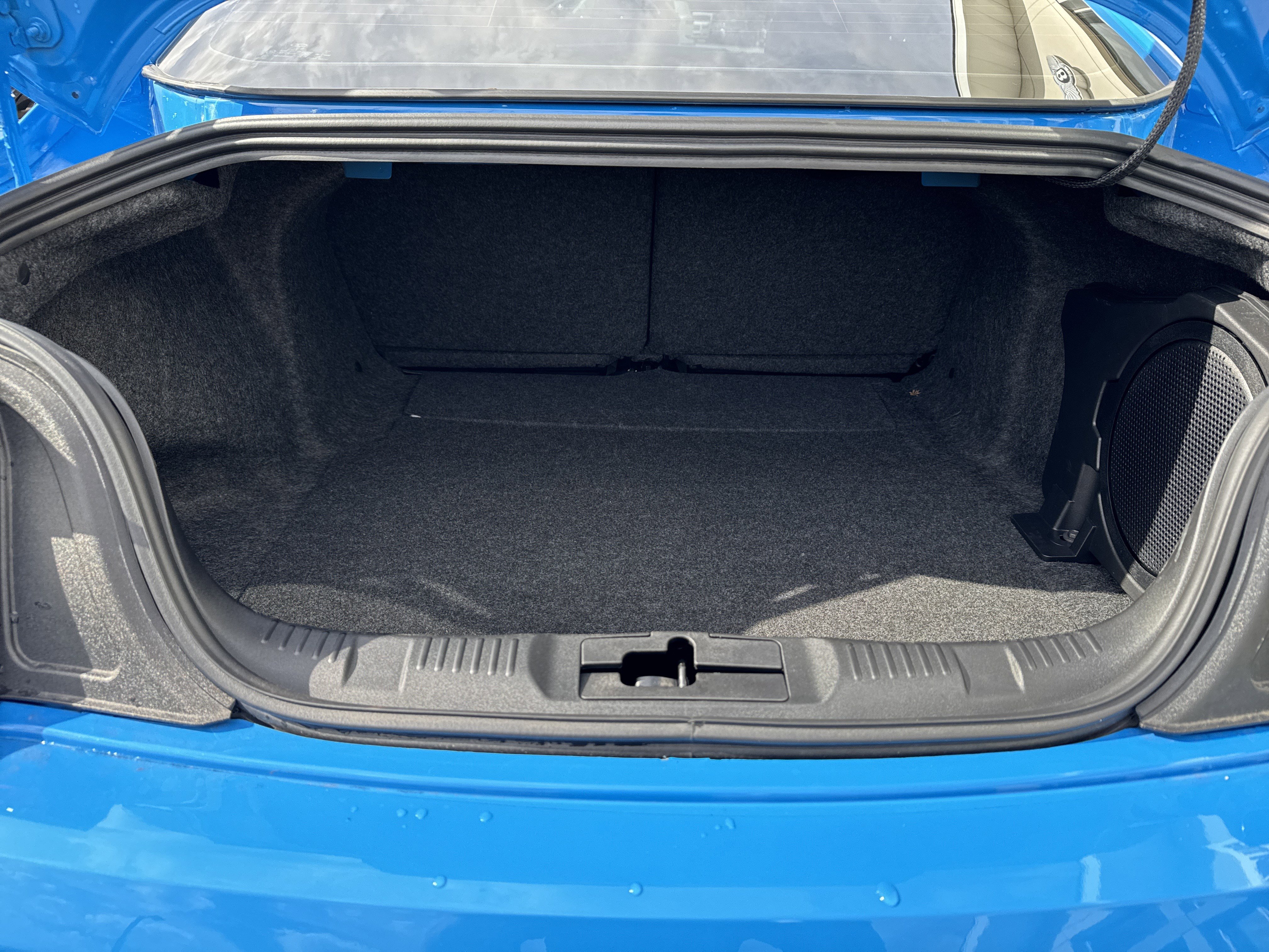 Used 2022 Ford Mustang Shelby GT500 w/ Technology Package image 27