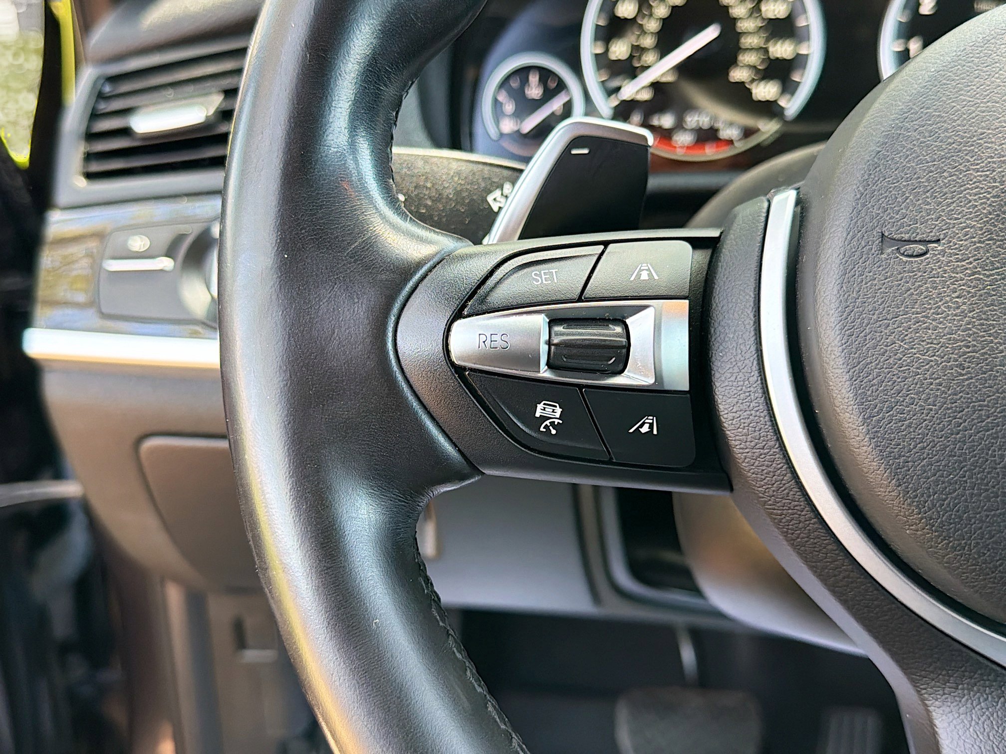 Used 2018 BMW X4 M40i image 37
