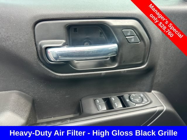 Used 2022 Chevrolet Silverado 1500 Custom Trail Boss w/ LPO, Dark Essentials Package AWD/4WD image 13