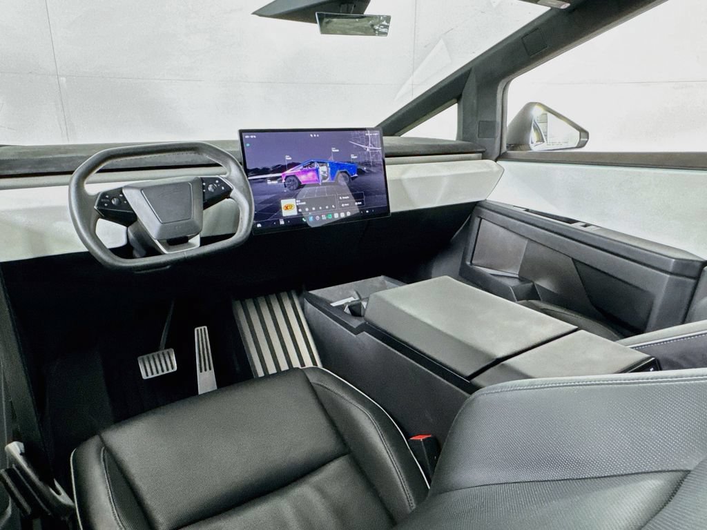 Used 2024 Tesla Cybertruck Cyberbeast AWD/4WD image 41