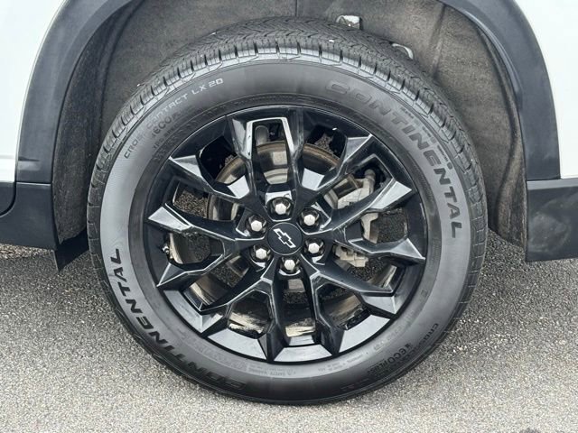 Used 2024 Chevrolet Traverse LS w/ Midnight/Sport Edition AWD/4WD image 6